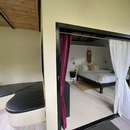 קו סמוי Jade Cottages מראה חיצוני תמונה